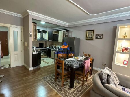 SHITET APARTAMENT 3+1+2+BALLKON "TE UNAZA E RE" 242.000 EURO
