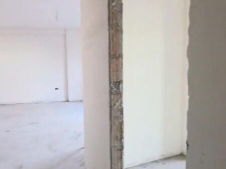 Appartamento 2+1+2 con Posto Auto in vendita ad Avi Residence, Nuovo Viale. 195.000 €