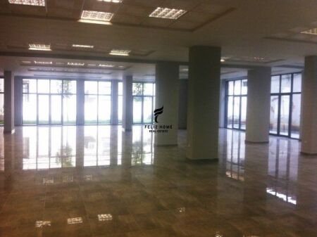 NEGOZIO IN AFFITTO 415 M2 SELVIA 480.000 LEKE FH-69072
