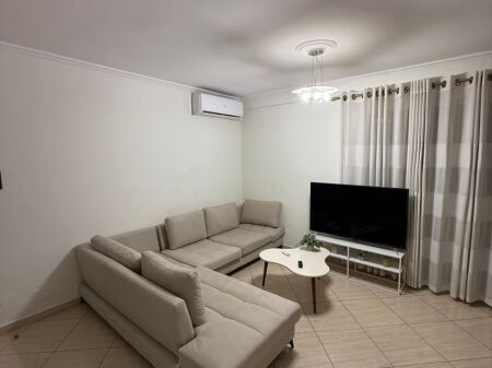1+1 for rent, European University