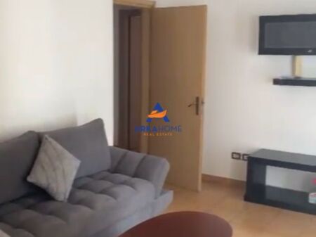 AFFITTASI APPARTAMENTO 2+1 "VICINO 21 DICEMBRE, VIA SHEFQET MASARAI" 60.000 LEKE