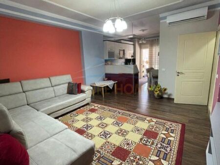 Rent, Apartment 2+1, Unaza e Re