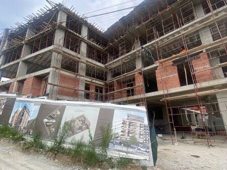 Appartamento 2+1 in vendita, Paskuqan, Tirane . Empire66923