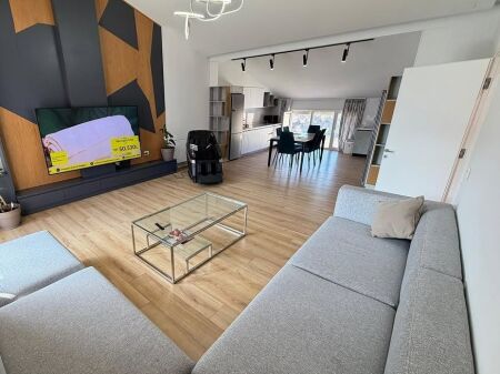 Attico in Affitto – Secret Garden Residence, vicino a TEG