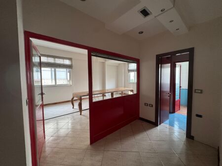 Premises for clinic for sale