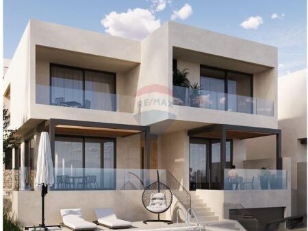 Villa - In Vendita - Vlorë, Vlorë(ID: 530401002-851)
