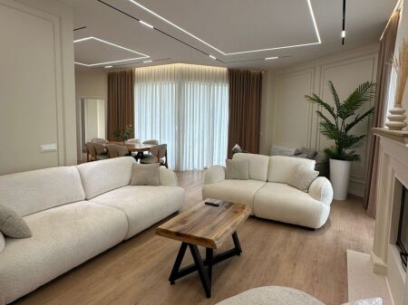  Villa in Affitto a Green Valley Residences  Lago Secco
