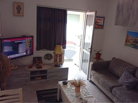 Appartamento - In Affitto - Brryli, Tirana