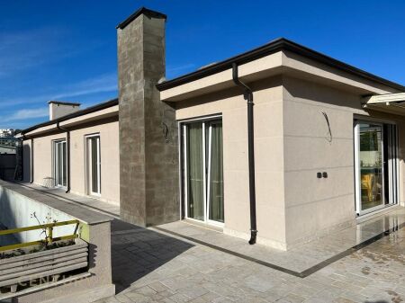 Attico di lusso 3+1+2 in vendita al Lago Secco