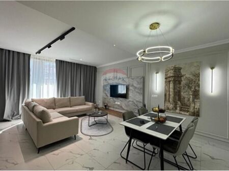🏡 Apartament 2+1+2 për Shitje – Lake View Residence