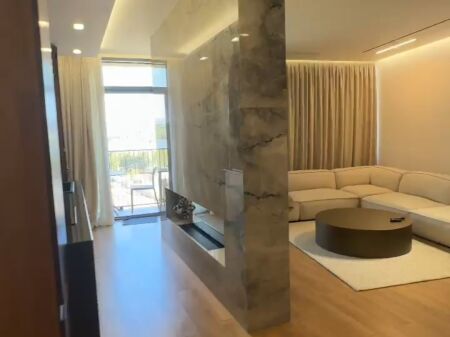 Appartamento di tipologia 2+1+2+posto auto nella residenza Lake View in via Kosovareve