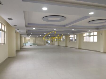 AMBIENTE COMMERCIALE IN AFFITTO 1.300 M2 NUOVO BOULEVARD 5000 EURO
