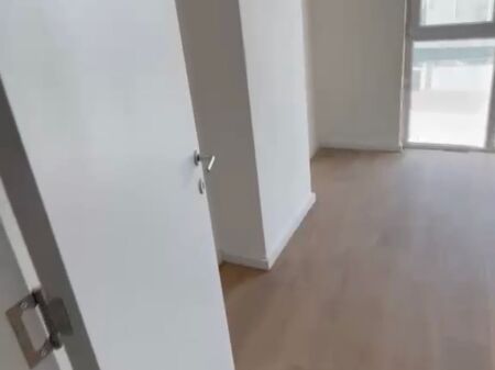 Appartamento 2+1+2 bagni+balcone in vendita nel complesso "Tirana Entry" vicino a Casa Italia