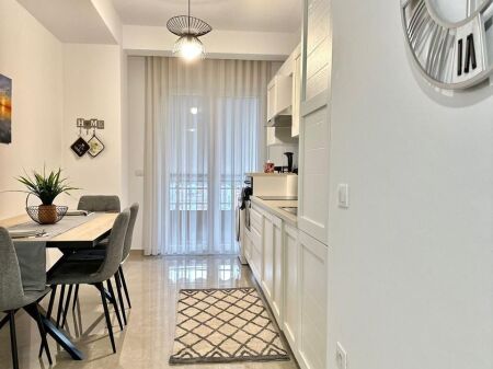 Apartment 1+1 for rent Center, near Çam Market  3rd floor, with elevator Price: 75,000 Leke/month 