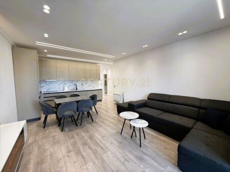 APARTAMENT 2+1+2 NE SHITJE, BULEVARDI I RI, TIRANE!