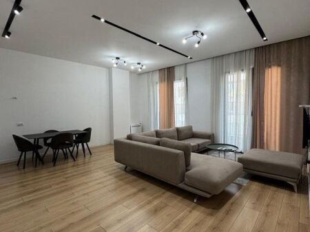 Appartamento 2+1+2 in affitto a Square 21!!