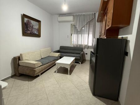 Jepet me qira apartament 2+1