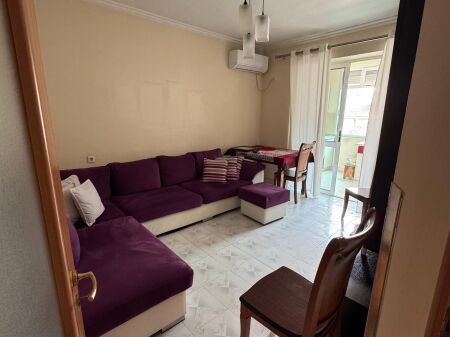 Shitet apartament 2+1 te Selvia