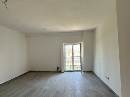  STUDIO FOR SALE | SAUK  