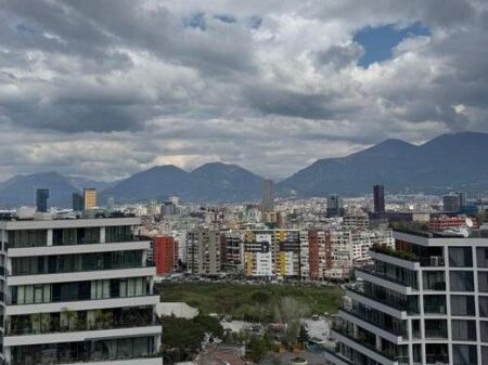 Locale commerciale in affitto Lake View Residence