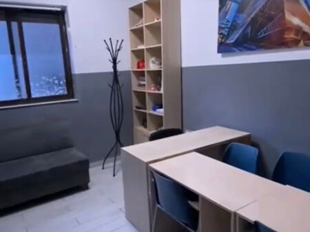 Spazio ufficio in affitto vicino a LSI a Bllok