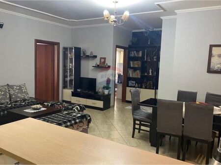 Apartament - Për Shitje - Rruga Dalip Topi, Tiranë(ID: 530191074-151)