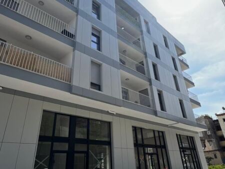 Appartamento 2+1 in vendita a Xhamllik!