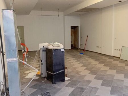 AFFITTASI – LOCALE COMMERCIALE