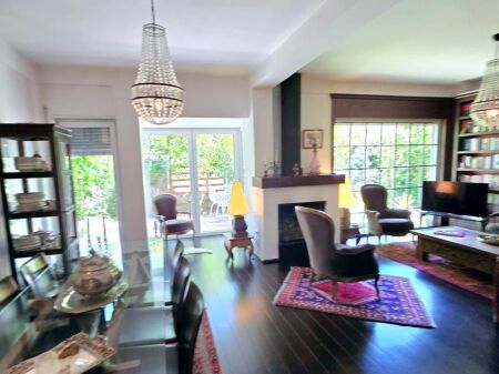  Villa di lusso su 4 piani in affitto a Residence – a solo 1 minuto da TEG! 