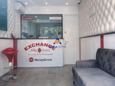 ATTIVITÀ EXCHANGE IN VENDITA " PIAZZA WILSON " 25000EURO
