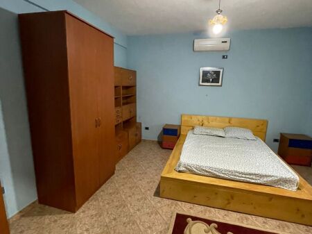 Casa privata 2+1 in affitto ad Astir vicino alla Moschea