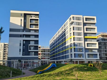 Shitet Apartament 1+1 te Kompleksi Univers City Prane QTU-se