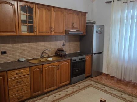 Private house with yard for rent near the new boulevard