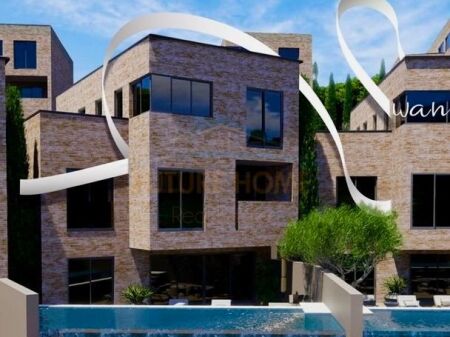  Villa Esclusiva con Piscina a "Swan Lake Residence" – Sul Lago di Farka! 