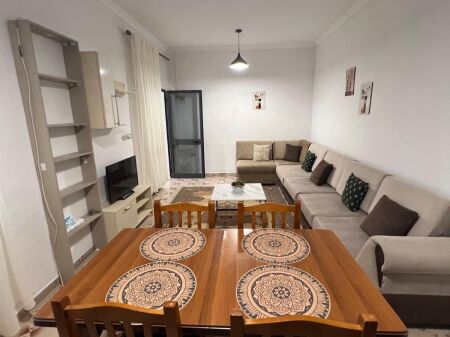 For rent 1+1 private house at 5 Maji