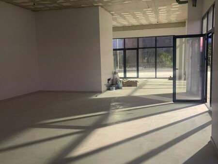 NEGOZIO IN AFFITTO 250M2 KAMEZ 2500 EURO FH-69945