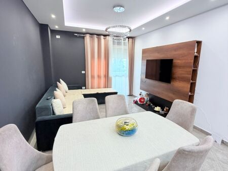 VENDESI APPARTAMENTO 2+1 SPITALLE,DURRES