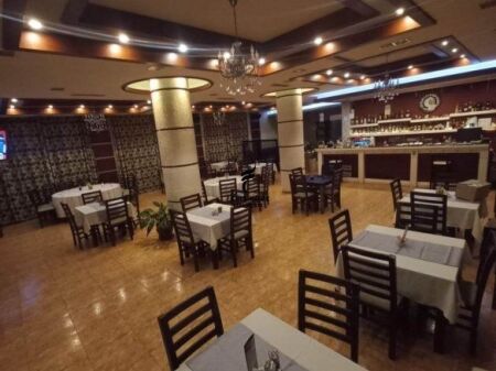 RENTAL PREMISES 600 M2 PORCELAN 150,000 LEKE FH-69911