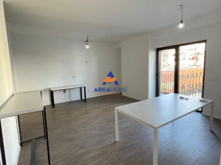 UFFICIO IN AFFITTO 105M2 "VIA KAVAJES" 100.000 LEKE