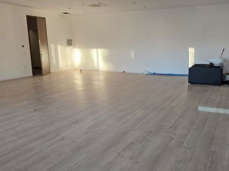  Ufficio in Affitto – Complesso Delijorgji, Tirana 