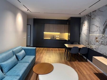  Shitet Apartament 1+1 + Parkim – Rruga Jordan Misja 