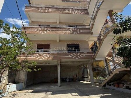 Apartament 2+1 me qira | Rruga “Bamir Topi”
