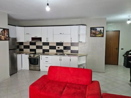 APARTAMENT ME QERA 2+1 YZBERISHT 50.000 LEKE  FH-70123