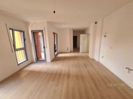 APPARTAMENTO 2+1 VICINO ALLA SCUOLA ROSSA!
