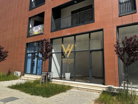 OFFICE 25 M2 FOR RENT AT NEW BOULEVARD 32,000 LEKE