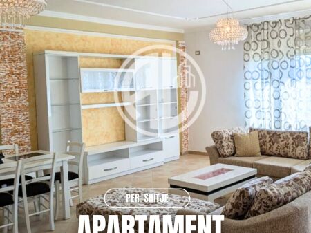 In affitto Appartamento 3+1+2 con Veranda vicino allo Stadio, Durres – Rinnovato e Arredato di Recente.