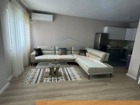 Apartament me qera 2+1, Fresk, Tirane.