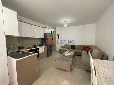 Appartamento 1+1 in affitto nella zona di 21 Dhjetori, Complesso Kontakt!
