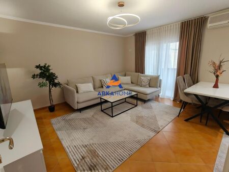 IN VENDITA APPARTAMENTO 1+1 "VIA GJON BUZUKU, VICINO A VILA GOLD" 14.500.000 LEKE