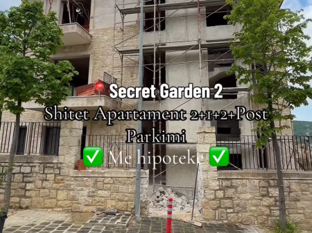 Shitet Apartament 2+1+2 me Post Parkimi – Secret Garden Residence, pranë TEG .
